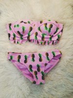 Bikini rosa piñas
